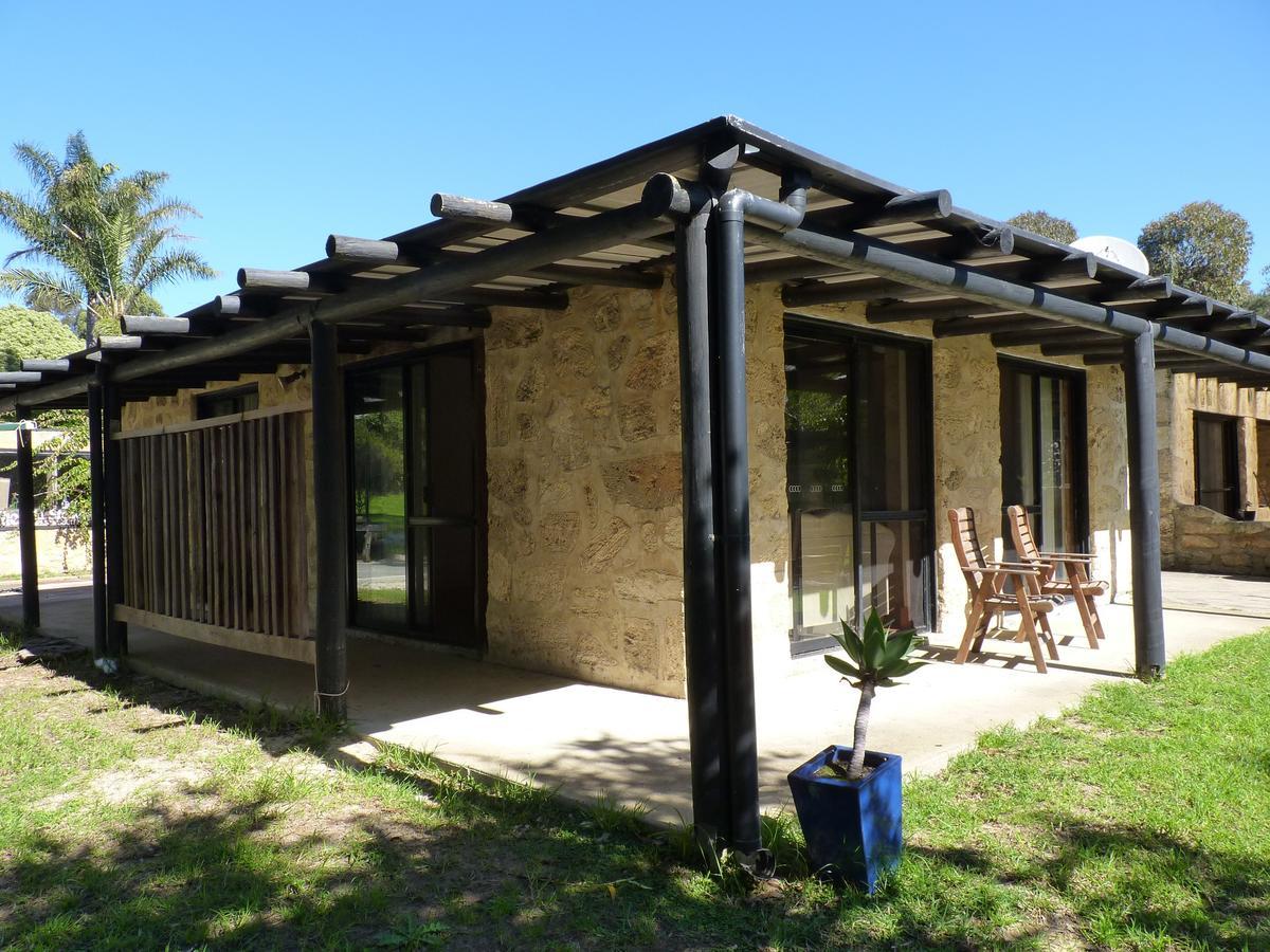 Happy Dogs Cottage מרגרט ריבר מראה חיצוני תמונה